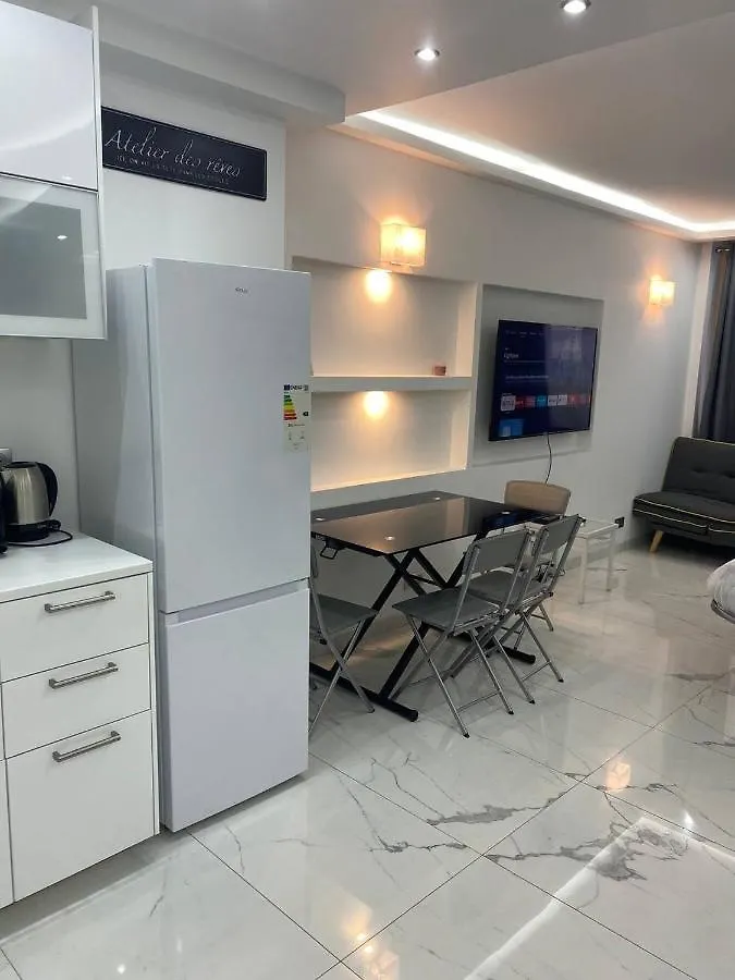 Residence D'Azur Apartments Near Palais Des Festivals Cannes Francia